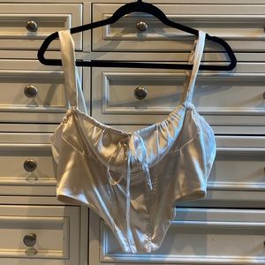 Large, cropped top, silky white